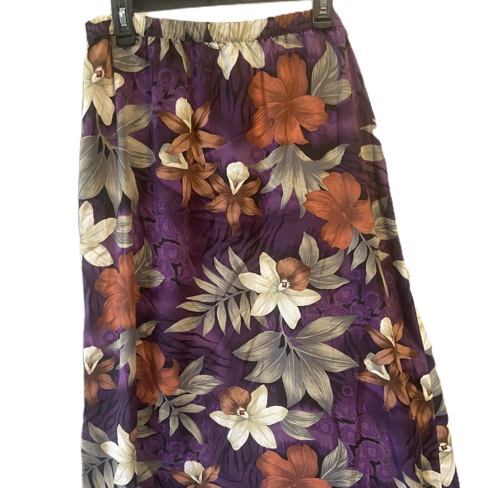 VTG Women's Petites Draper's & Damon's Purple Floral Zipper and Button Skirt